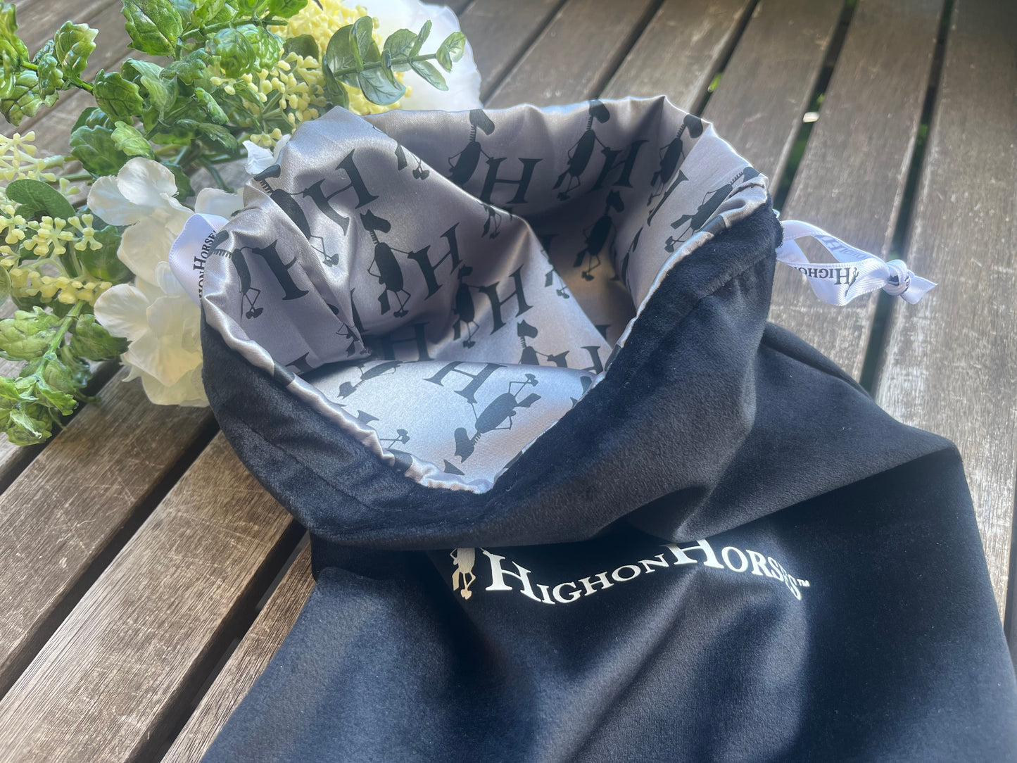 HighonHorses Binder System